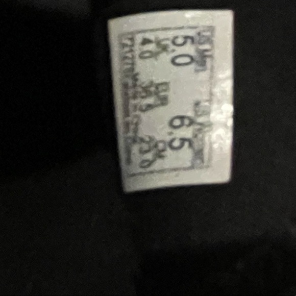 Classic leather vans women’s size 6.5 mens 5 - Picture 4 of 4